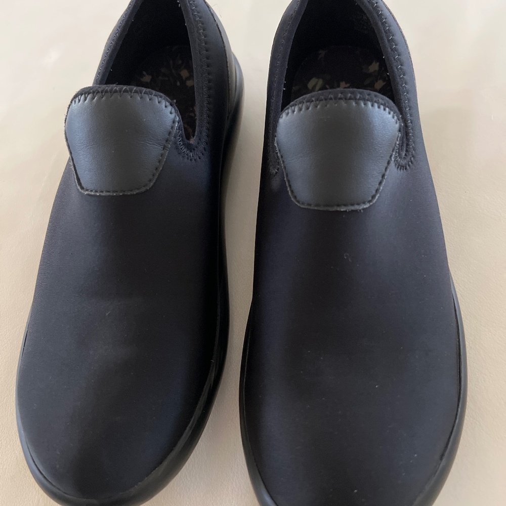 Alegria Eden Black Slip-on Clogs Women's Size EU 37 US size 7